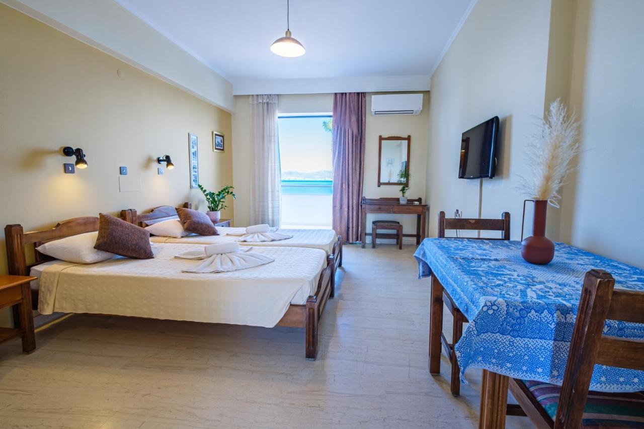 Seaside Apartments Ampavris Esterno foto